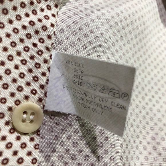 Exclusive MISSONI shirt
100% silk
Size:50 - Picture 10 of 10